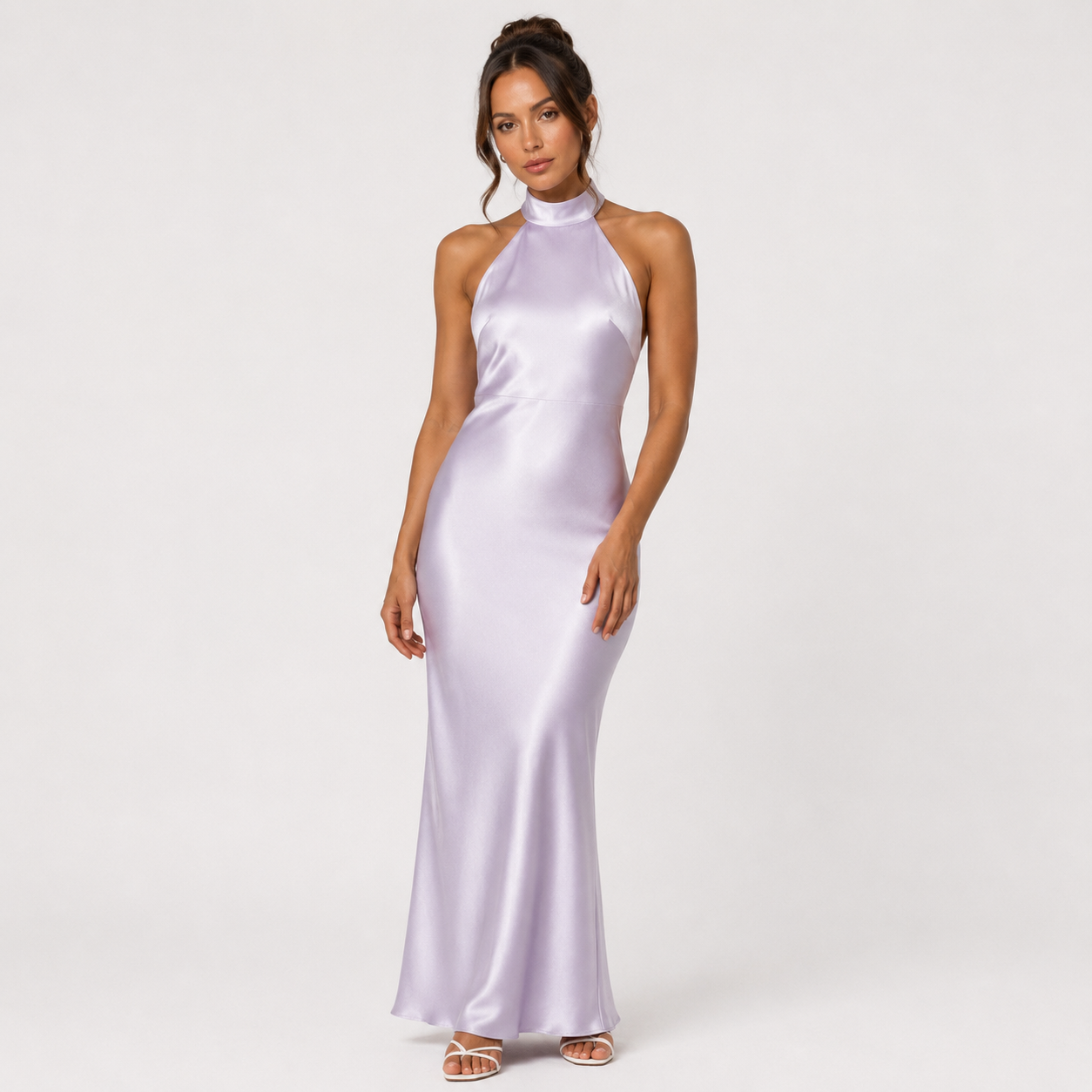 Robe dos nu élégante femme